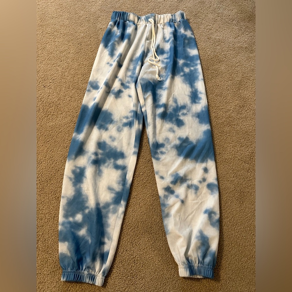 cloud pants, not heavy thick sweatpants
